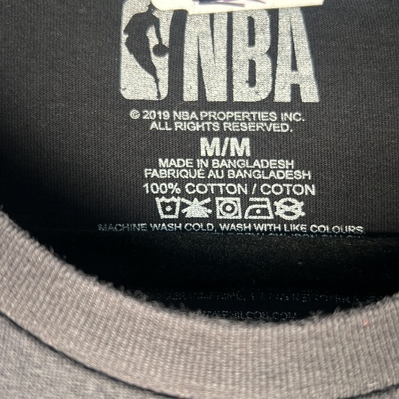 2 for $40Toronto Raptors Black Graphic Athletic Short Sleeve Shirt Casual TShirt - Picture 3 of 4